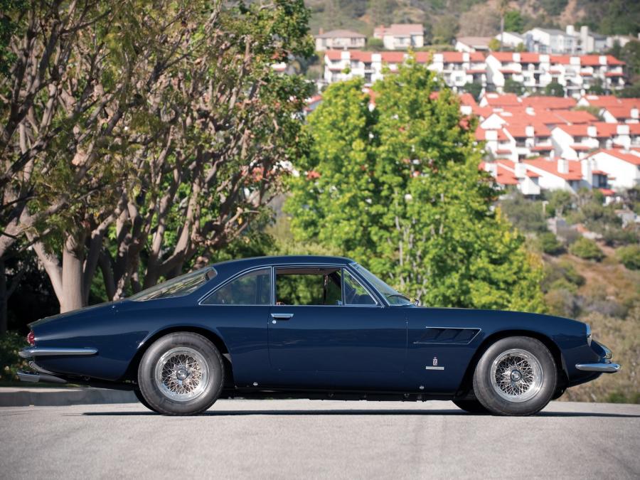  Ferrari 500 Superfast (Series II) 1965 года  (фото 2 из 5)